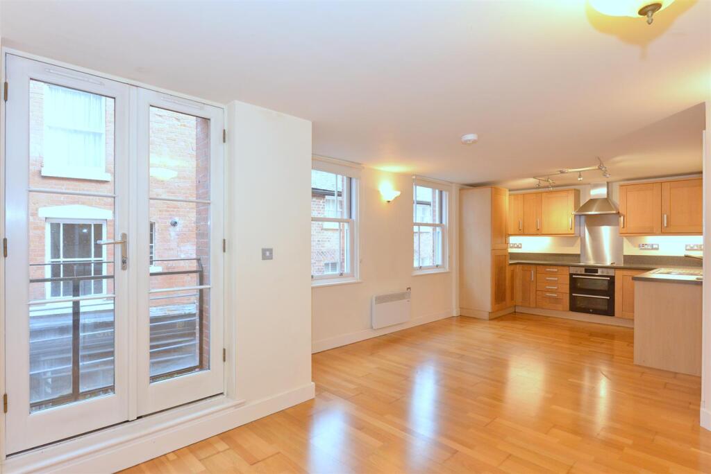 Century House, St. Julians Friars, Shrewsbury photo 4
