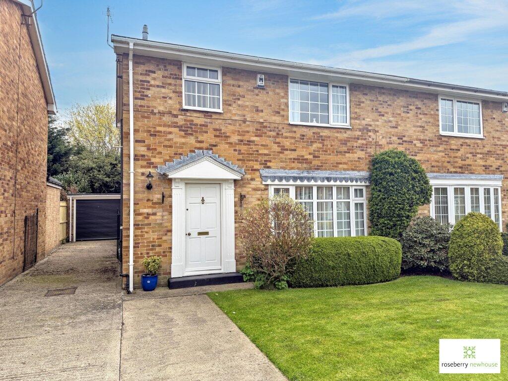 3-bed semi-detached on Eastfields, Stokesley, Middlesbrough, North Yorkshire, £275,000