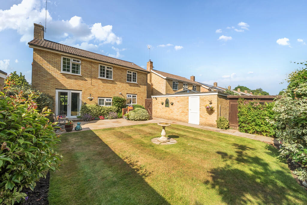 Overford Close, Cranleigh, GU6 photo 4