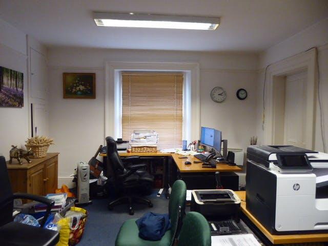 P1050342 rearBR.JPG