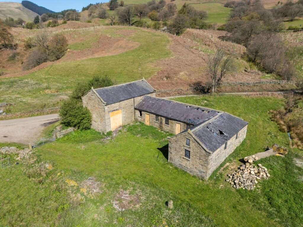 Main image of property: Low Barn, off Snake Road, High Peak, Derbyshire, S33 0BJ