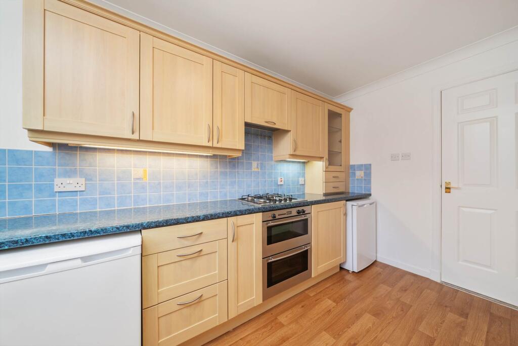 Apartment in Bridge of Weir, Renfrewshire - View 4