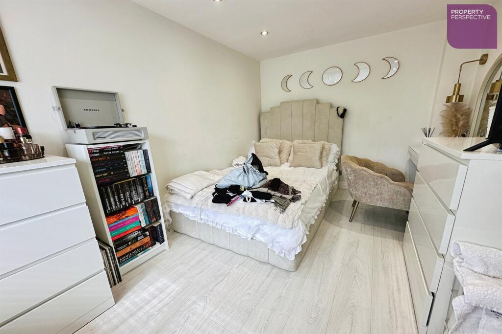 House in Manchester - More