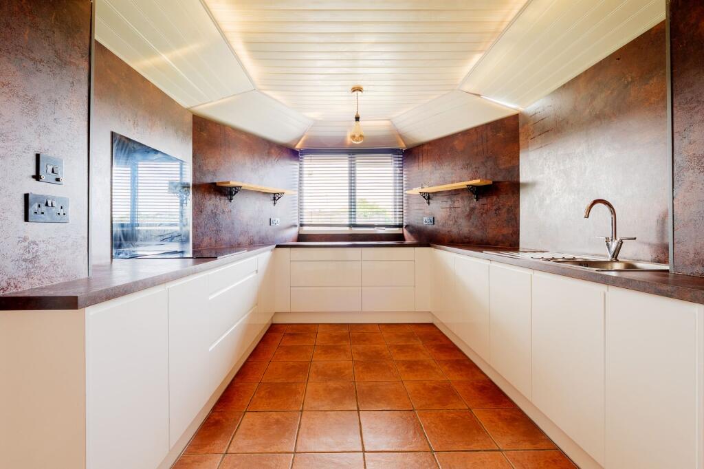 House in North Tyneside, North East - View 5