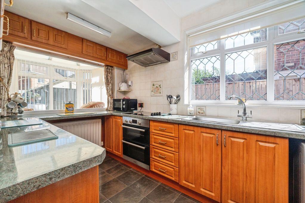 House in Doncaster - View 3