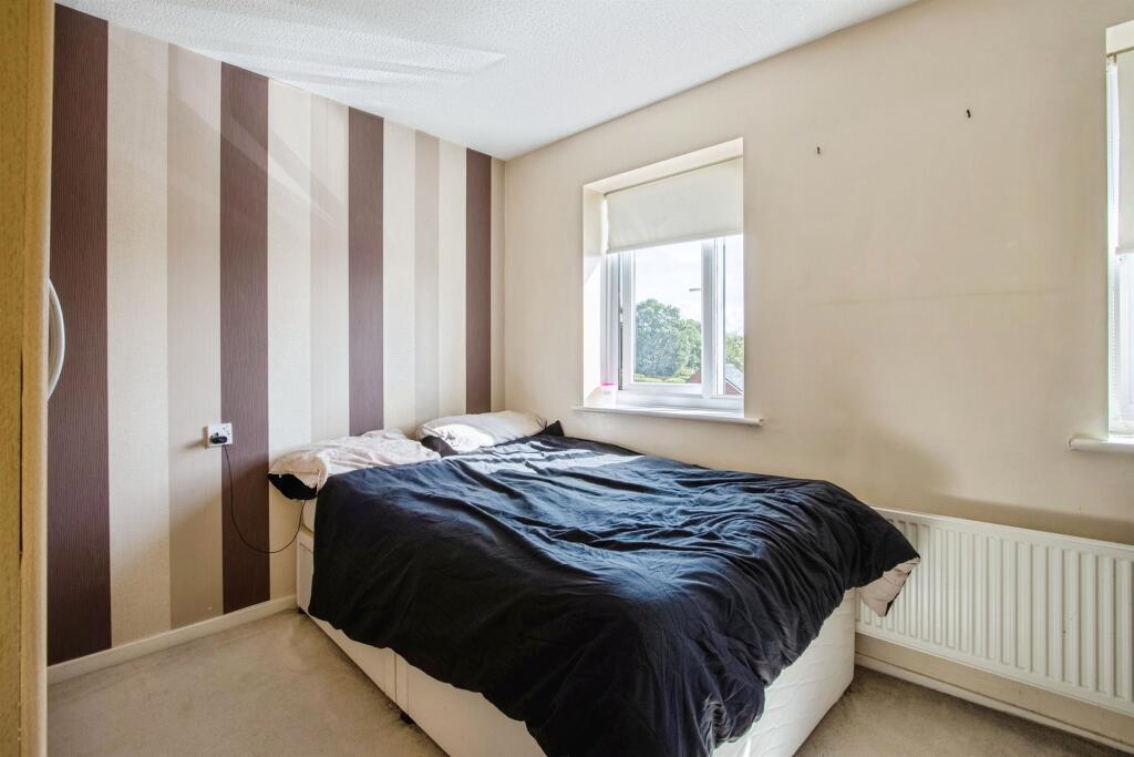 House in Leeds, West Yorkshire - More