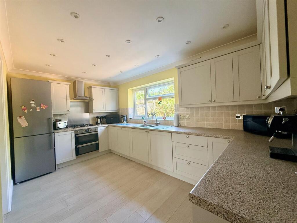 Plympton, Plymouth - View 3