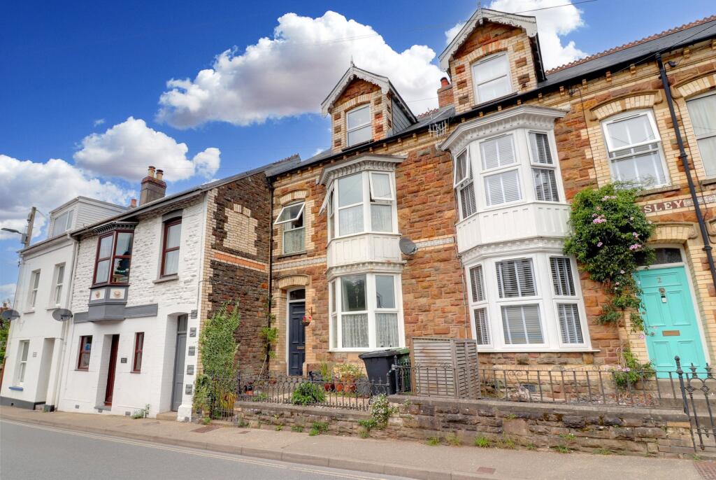 4-bed terraced on 1, Kingsley Terrace, Combe Martin, Devon, EX34, £265,000