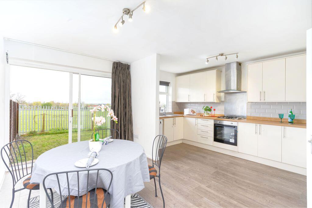 House in London, Purley - View 3