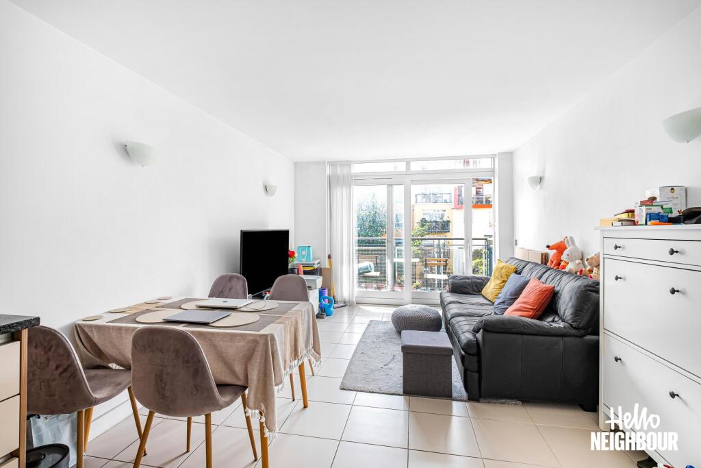 Apartment in London - View 5