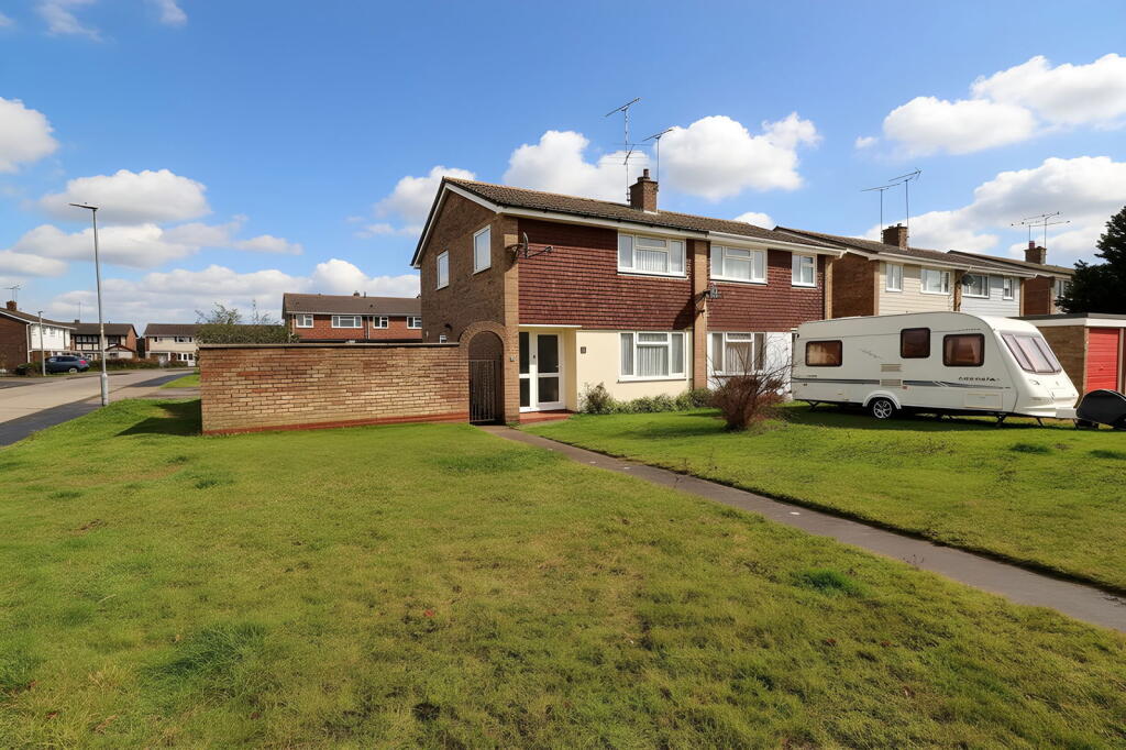Main image of property: Heywood Way, Heybridge, Maldon, CM9 4BJ
