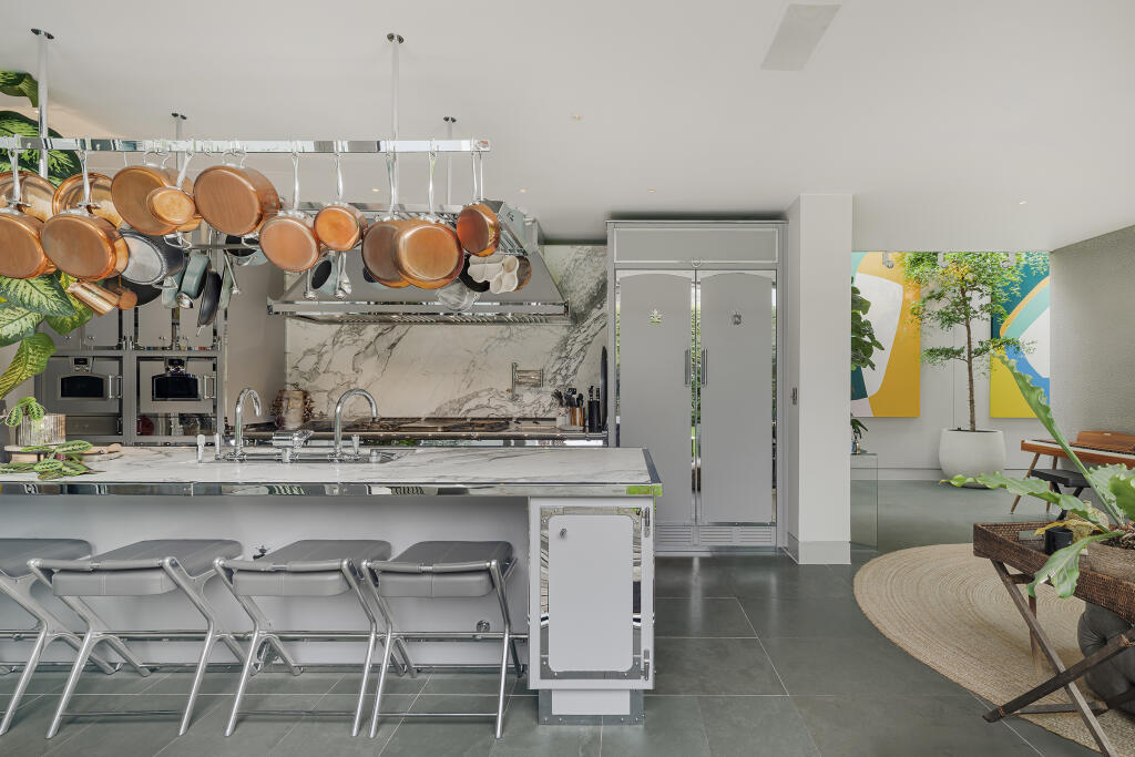 House in London - View 5