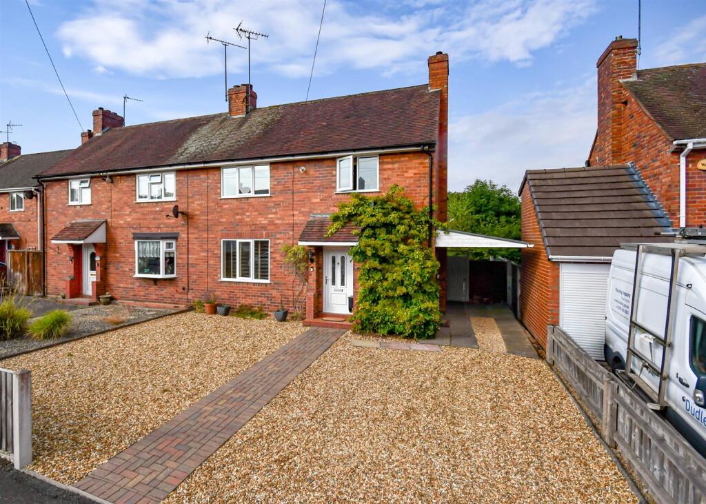 Main image of property: Redhill Avenue, Wombourne, Wolverhampton