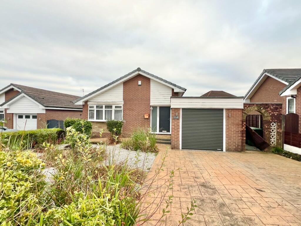 Main image of property: Rothbury Close, Bury, Greater Manchester, BL8