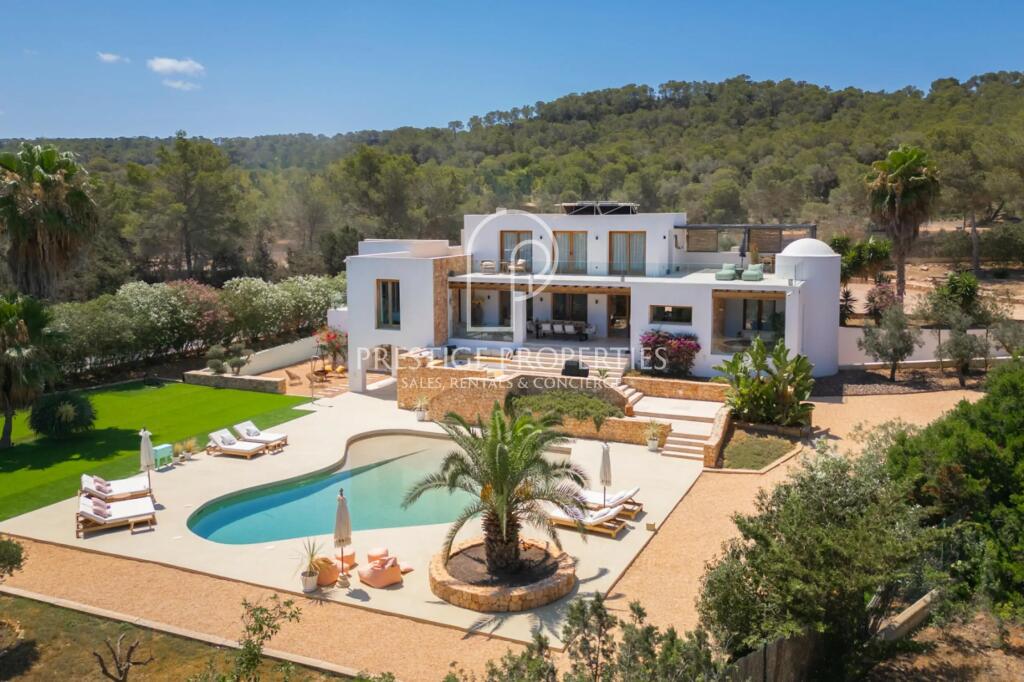 Main image of property: Balearic Islands, Ibiza, Sant Josep De Sa Talaia