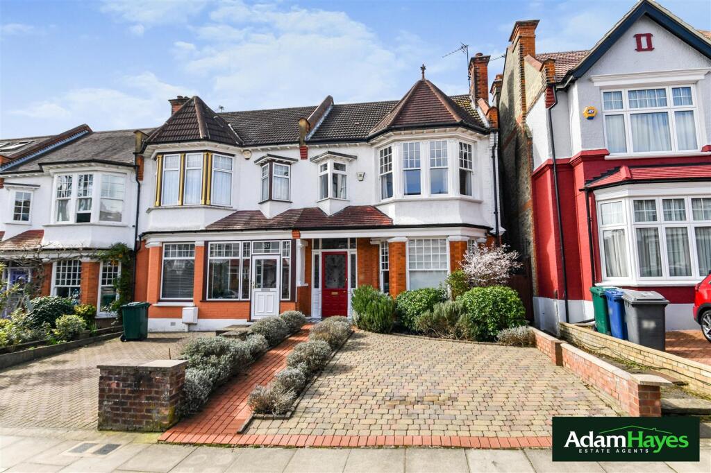 4-bed terraced on Woodlands Avenue, Finchley N3, £1,100,000
