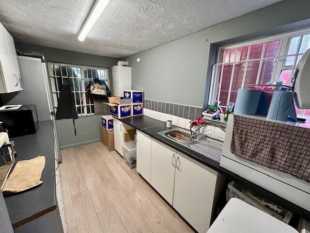 Main image of property: 18 & 19 The Broadway, Thatcham, West Berkshire, RG19 3HX