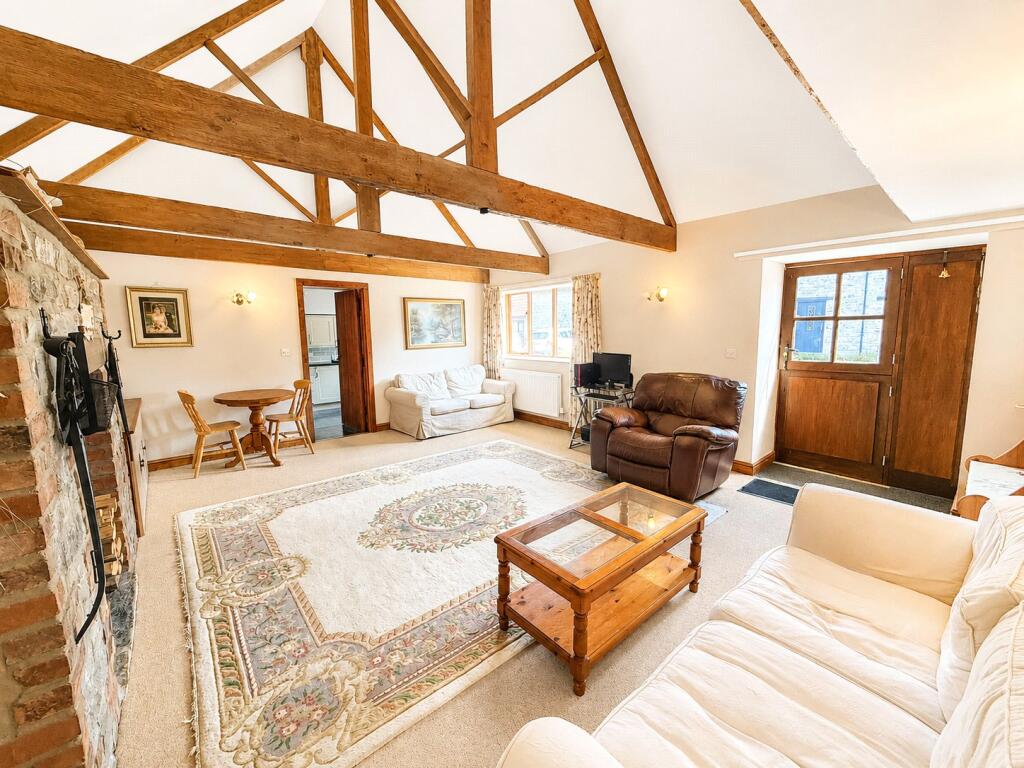 House in Bath - View 5