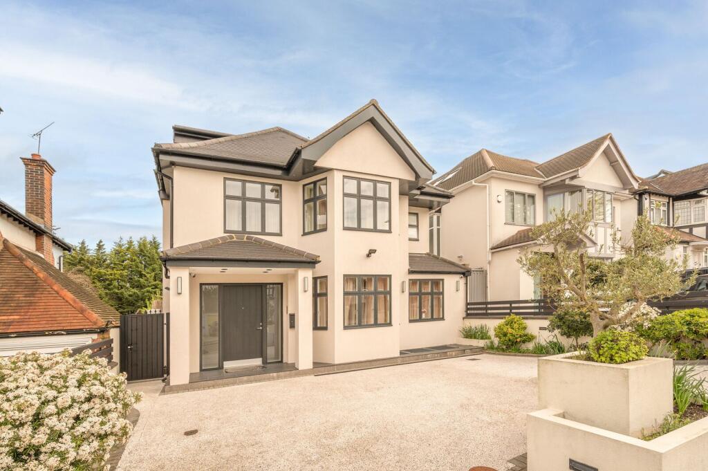 Main image of property: Edgeworth Crescent, Hendon, London, NW4