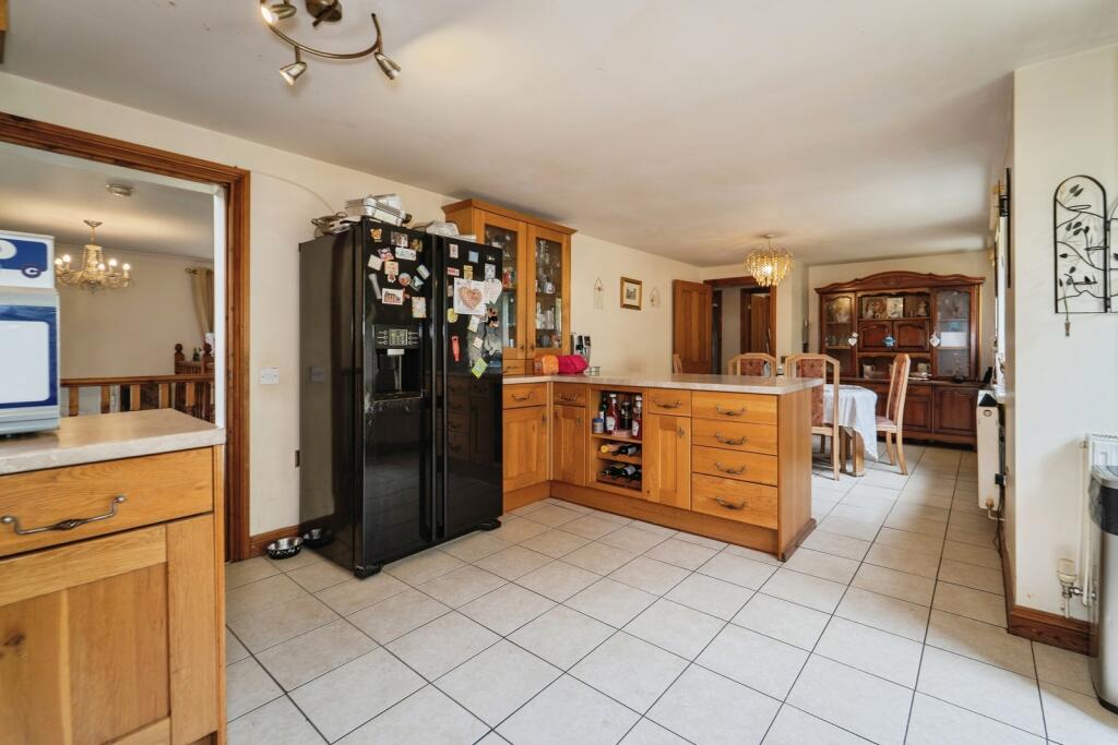 House in Saundersfoot, Pembrokeshire - View 2