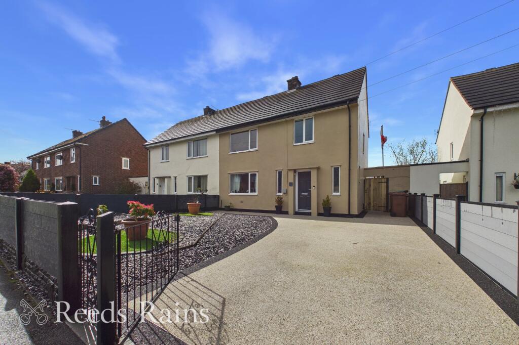Main image of property: Mavis Drive, Coppull, Chorley, Lancashire, PR7