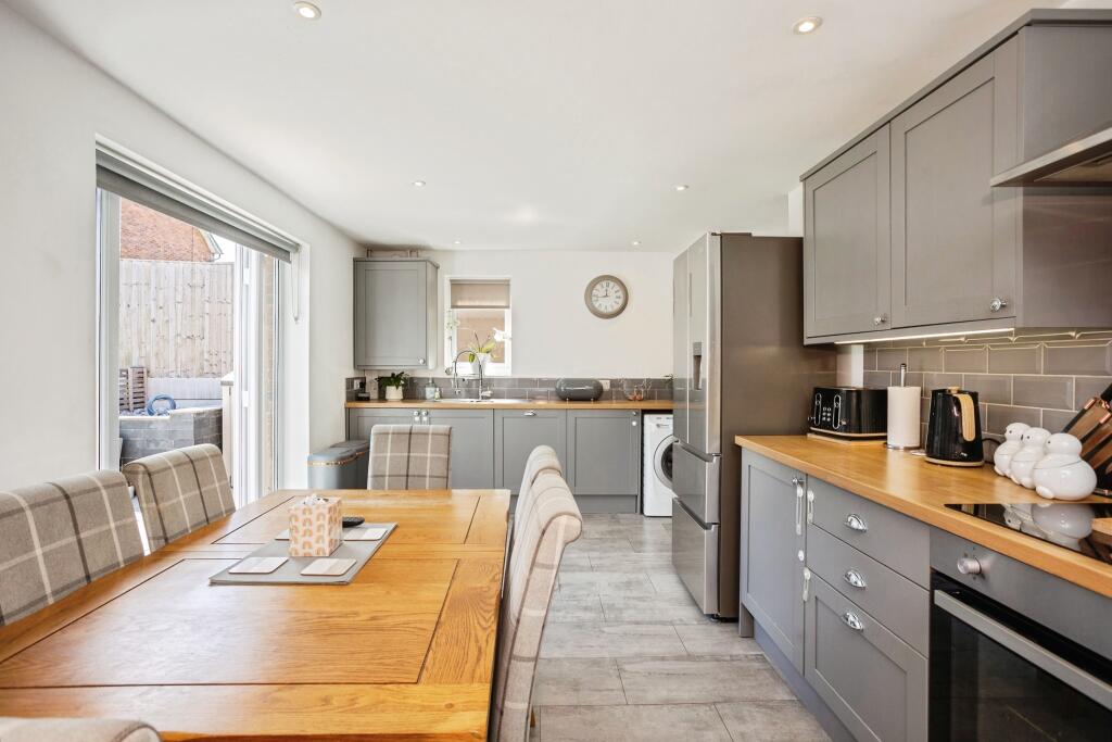 House in Rushcliffe, Cotgrave - View 3