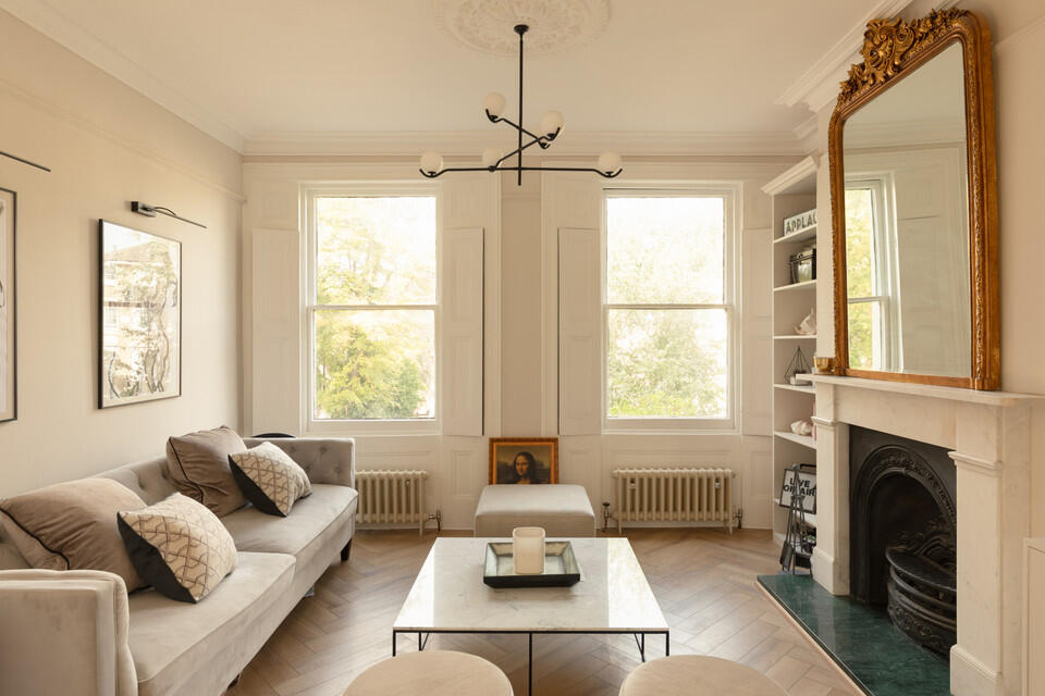 House in London - View 5