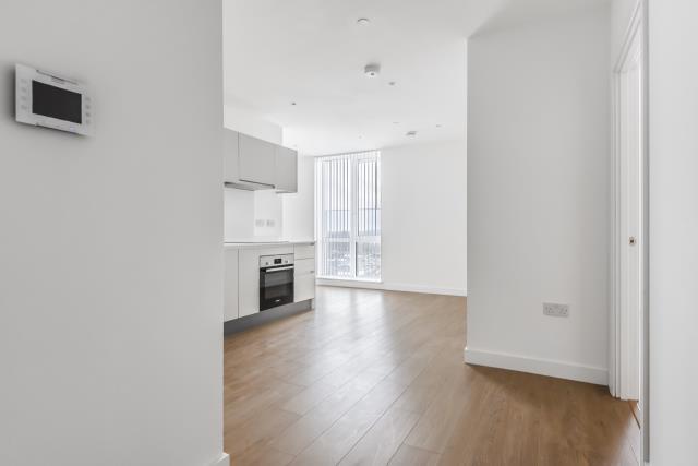 Apartment in Reading - View 2