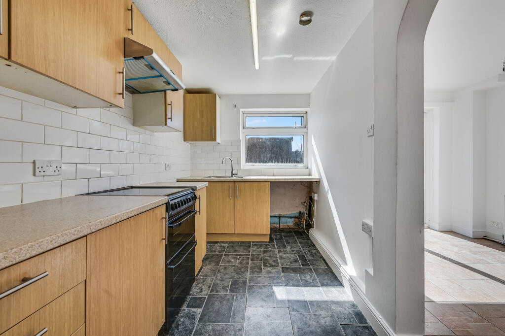 Linnet Drive, Tile Kiln, Chelmsford photo 4