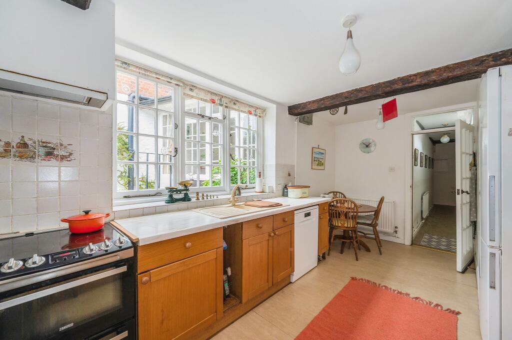 House in Portsmouth - View 2