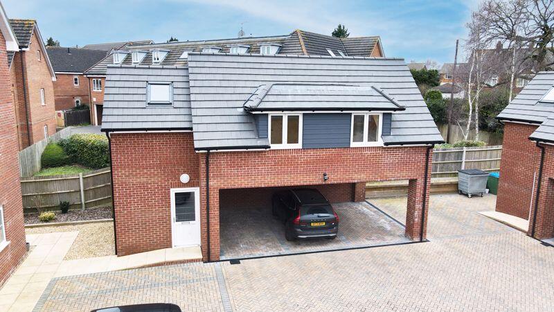 Main image of property: 10 Venice Court, 35a Middle Road, Park Gate