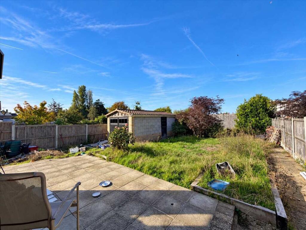 House in Walton-on-the-Naze, Frinton and Walton - View 3