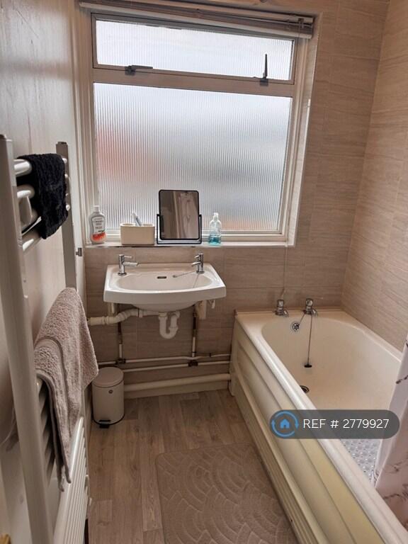 Additional image 5 of Longlands Close, Birmingham, B38