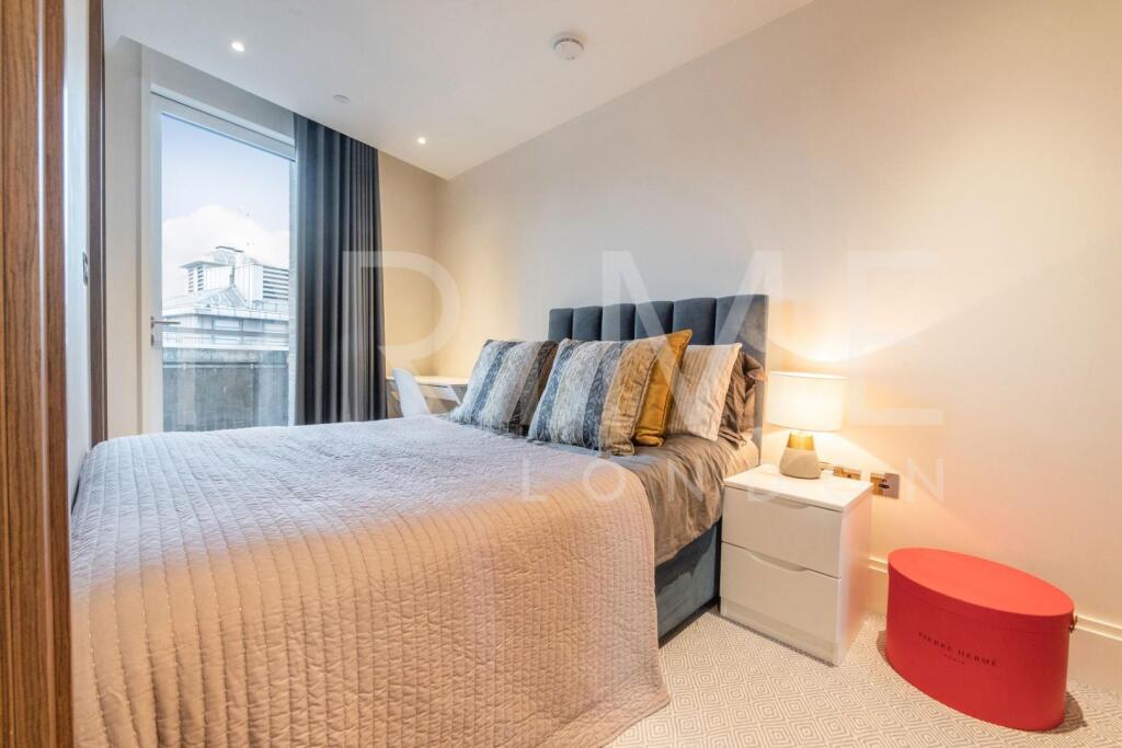 Apartment in London, St Clement Danes, Covent Garden - View 5