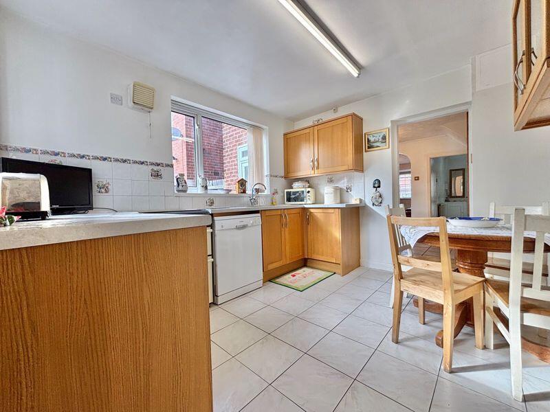 Collingwood Drive, Great Barr, Birmingham B43 7JL photo 3