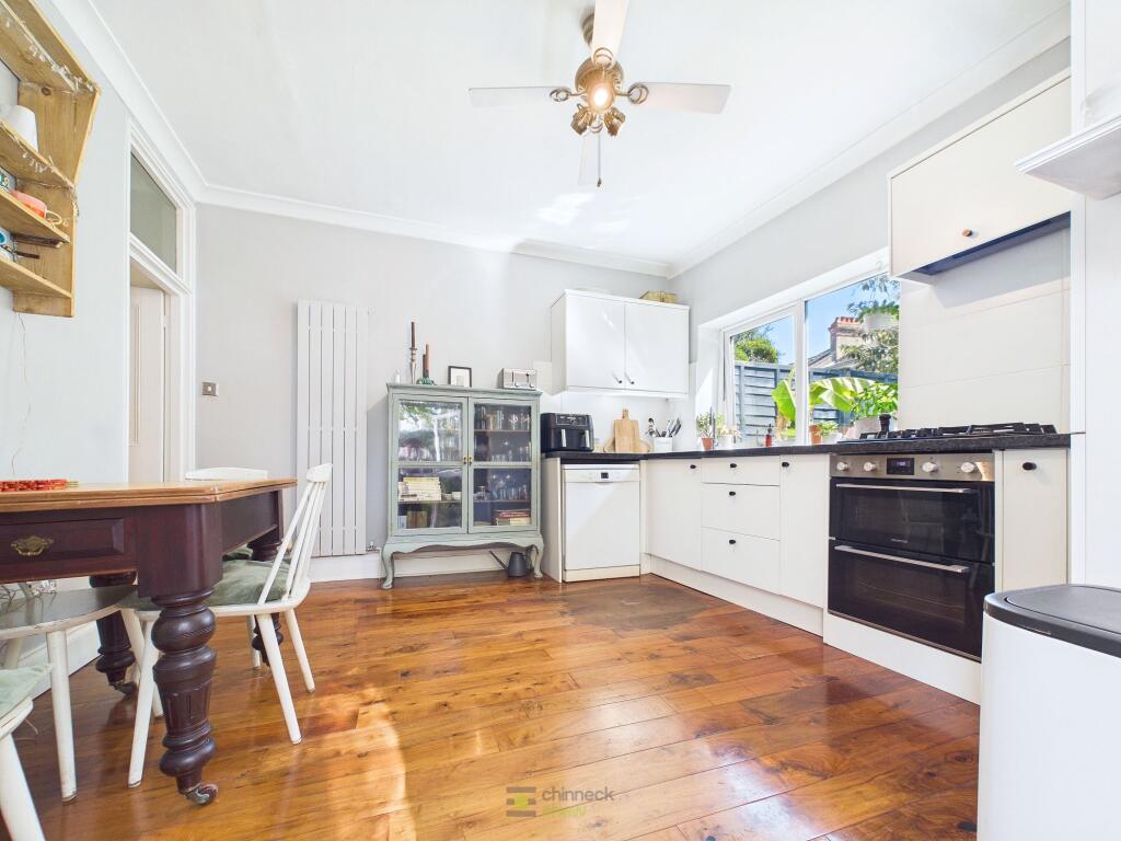 Apartment in Portsmouth - View 3