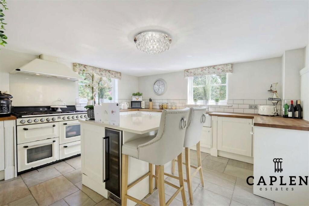 House in Enfield - View 2