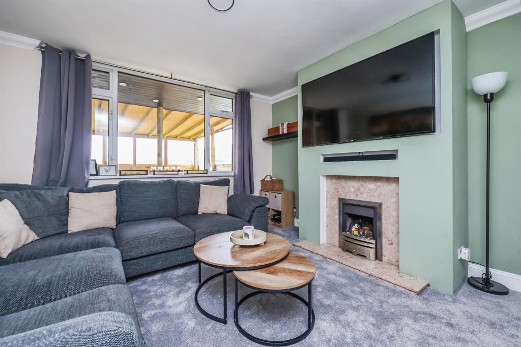House in Amber Valley, Aldercar and Langley Mill CP - View 4