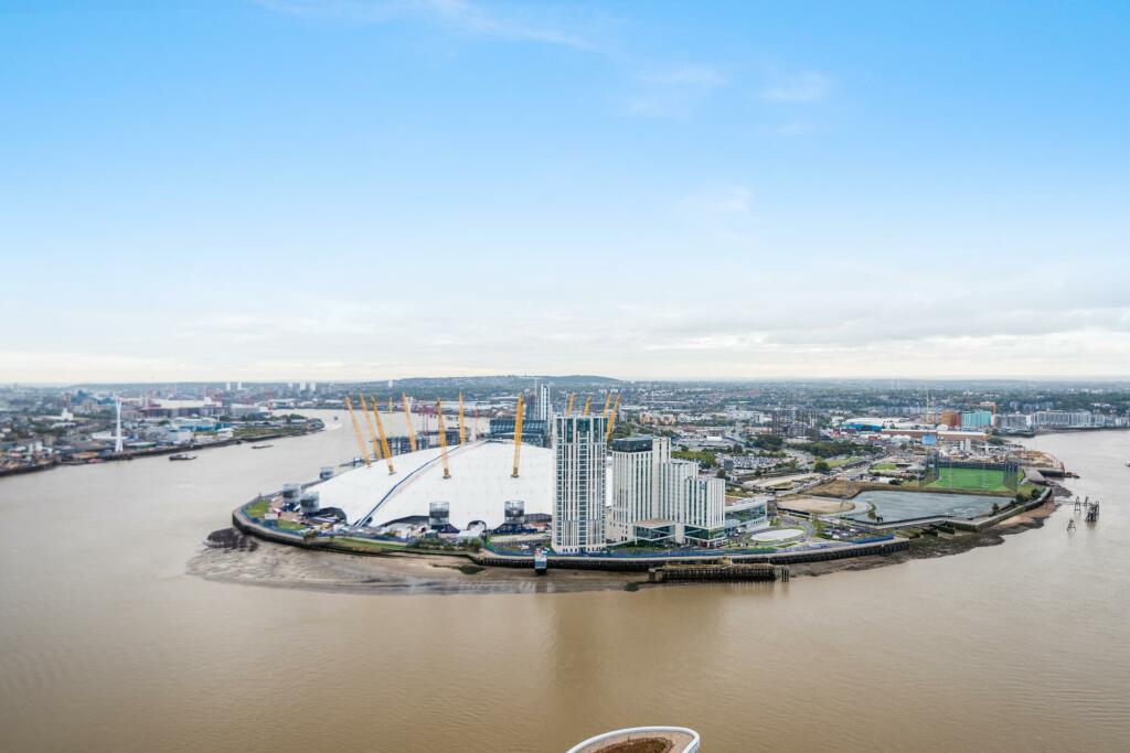 Main image of property: Charrington Tower, New Providence Wharf, E14