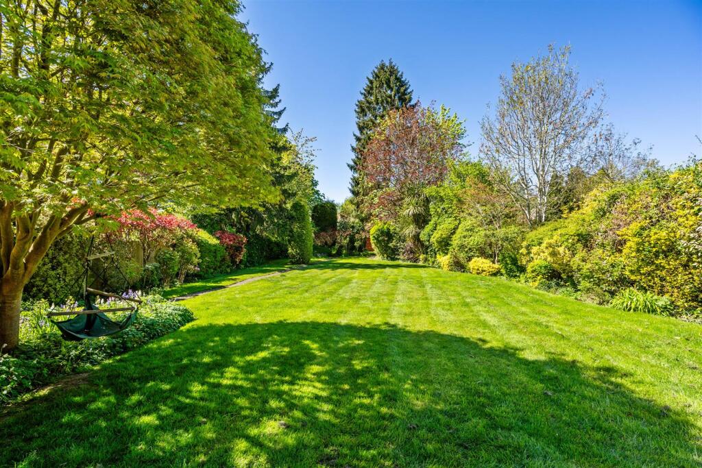 House in Solihull, West Midlands - View 2