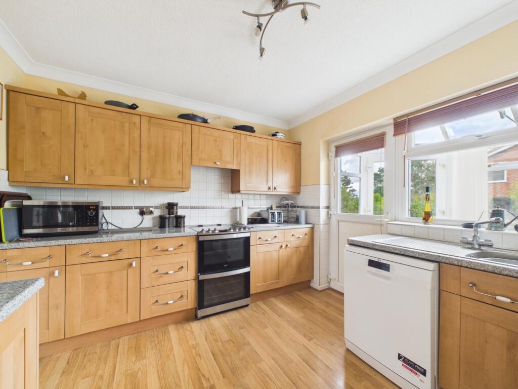 House in Wolverhampton, West Midlands - View 5