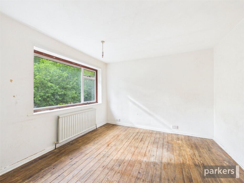 Harcourt Drive, Earley, Reading, Berkshire, RG6 - More
