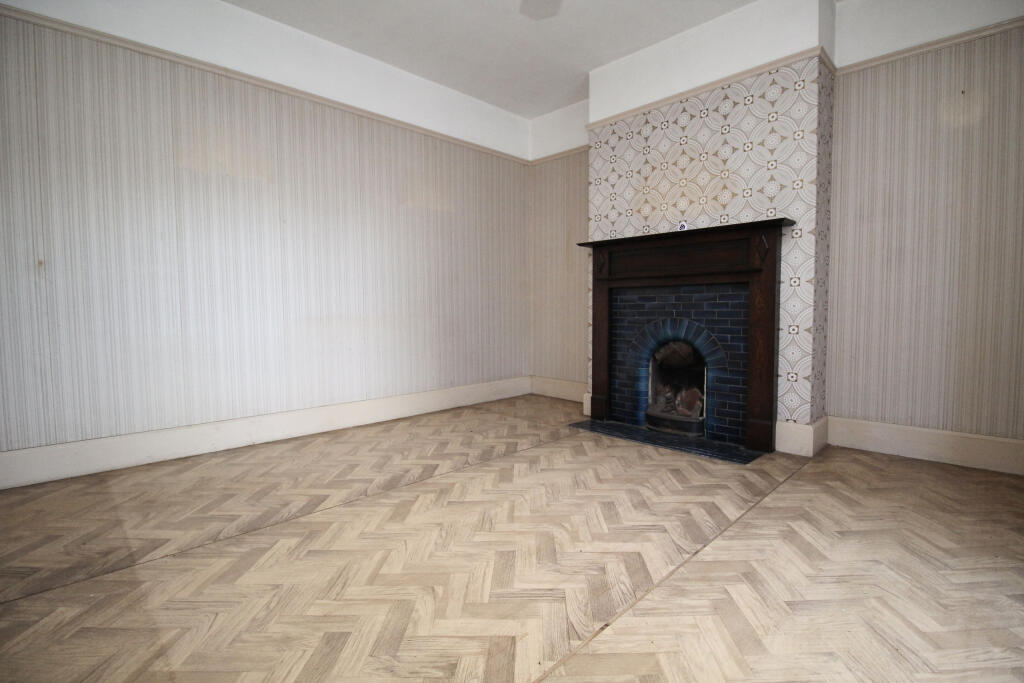 House in Bath - More