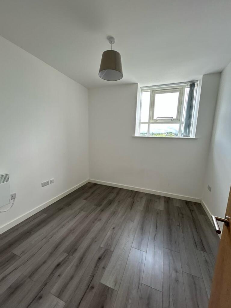 Additional image 5 of Card House, Bingley Road, Bradford, BD9