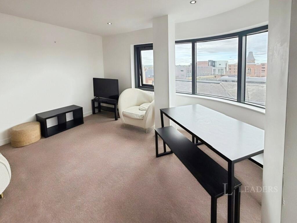 Apartment in Manchester - View 5