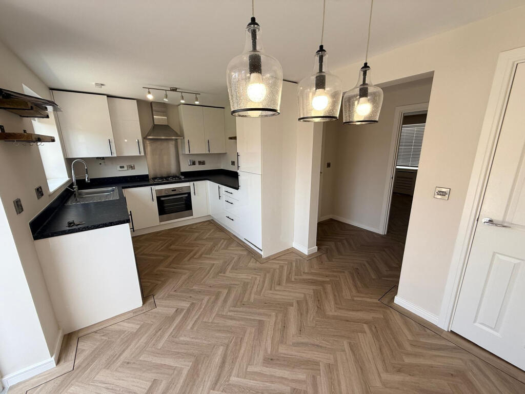 House in Sefton, Ford - View 4