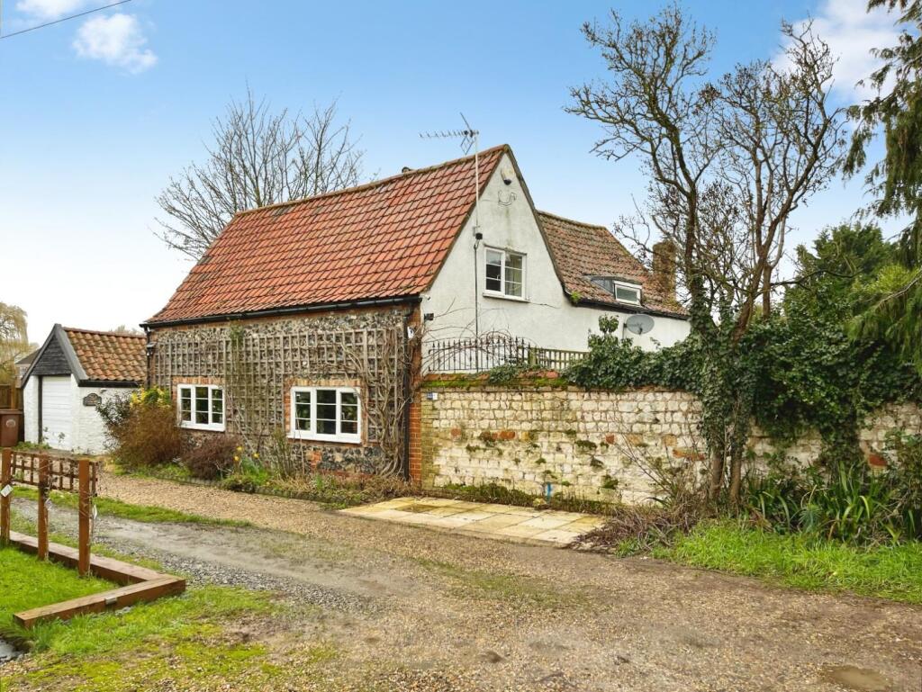 Dumpling Bridge Lane, Lakenheath photo 2