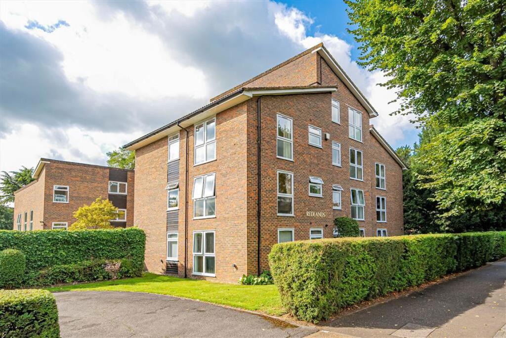 Main image of property: Cromwell Road, Teddington