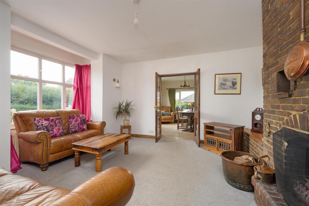 House in Canterbury - View 3
