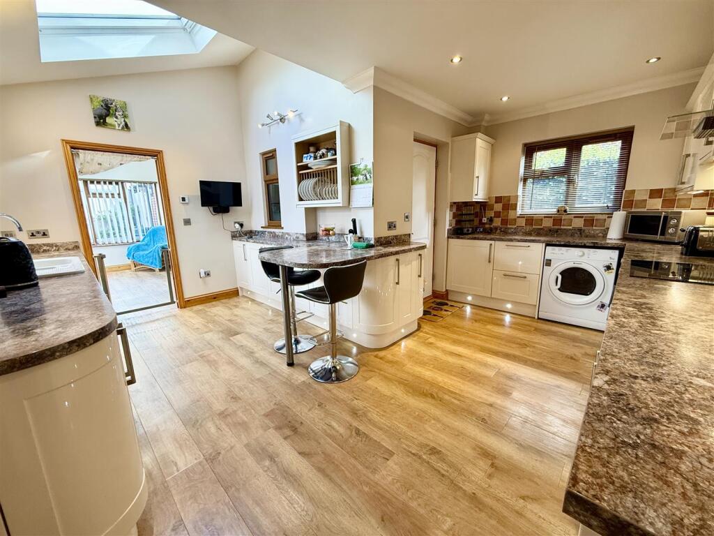 House in Broadland, Frettenham - View 4